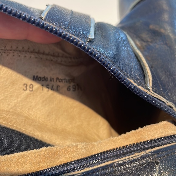 DCode Navy/silver distressed Leather Ankle Boot Made in Portugal - 39 (8.5) - Picture 10 of 13